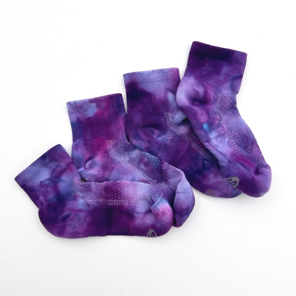 Purple Twilight Ice Dye Ankle Socks Deep Violet Tie Dye Mid Crew Hand Dy… - Picture 2 of 5